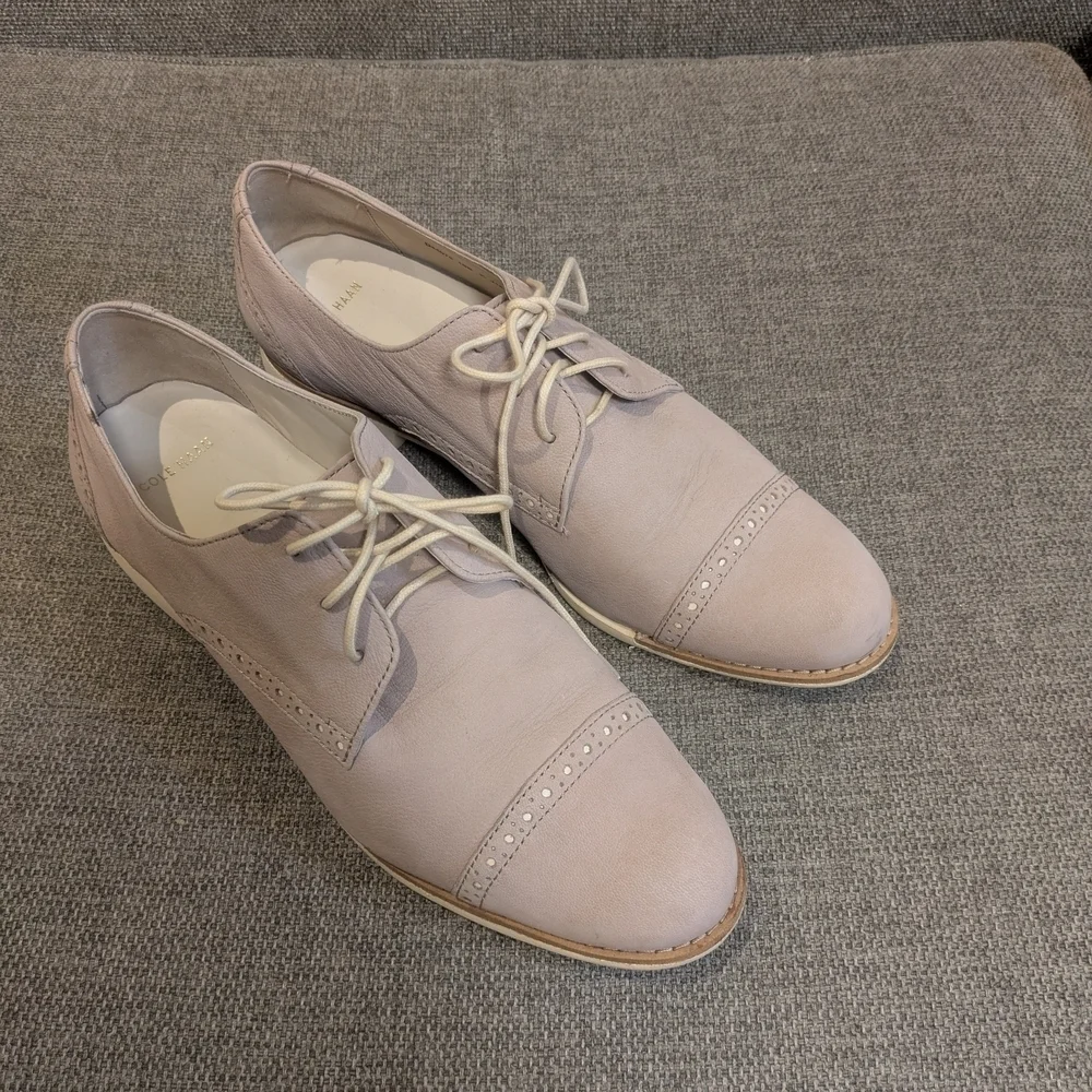 Cole Haan Oxford Shoes with Suede Finish and Lace-Up Design Size 10 - Picture 7 of 13